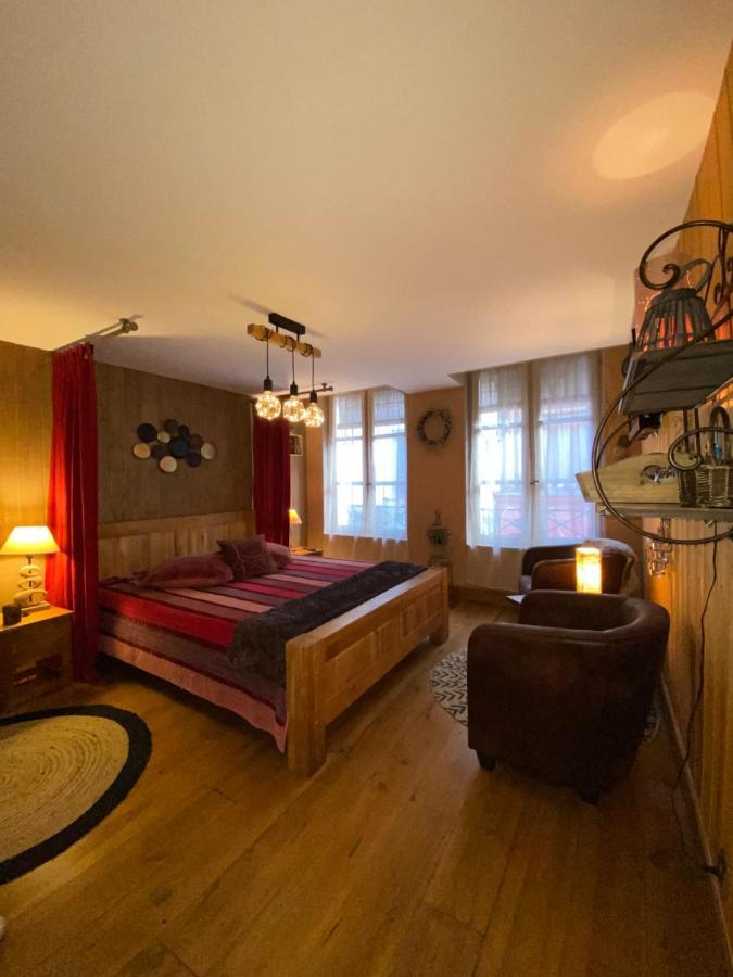 Au Bois Normand Hotel Онфльор Екстериор снимка